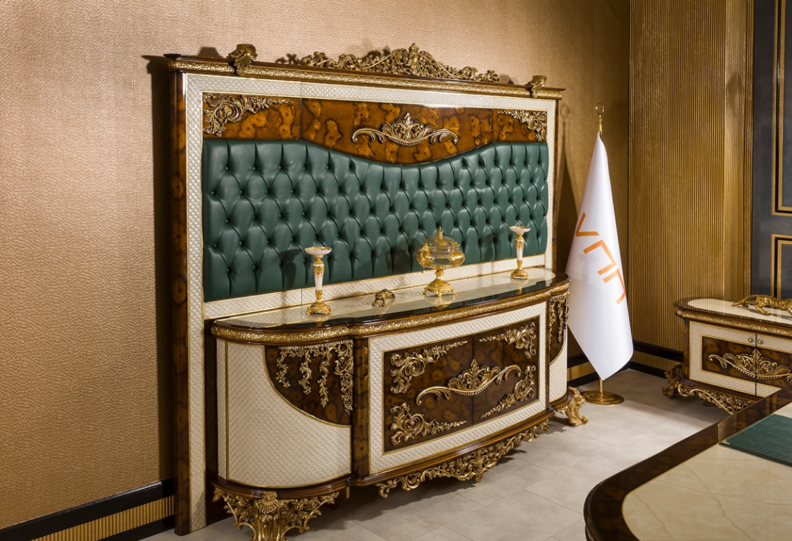 Khalifa Yönetici Masa Takımı