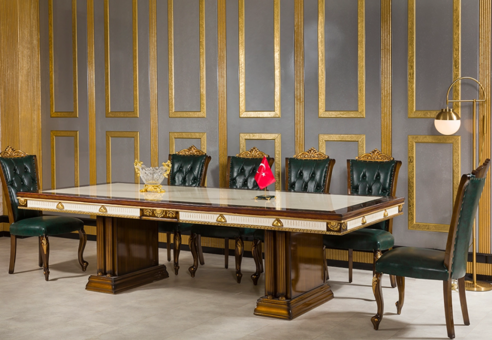 Cavalli Toplantı Masası