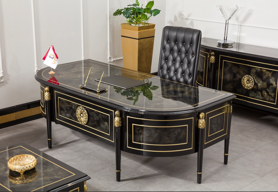 Setta Yönetici Masa Takımı