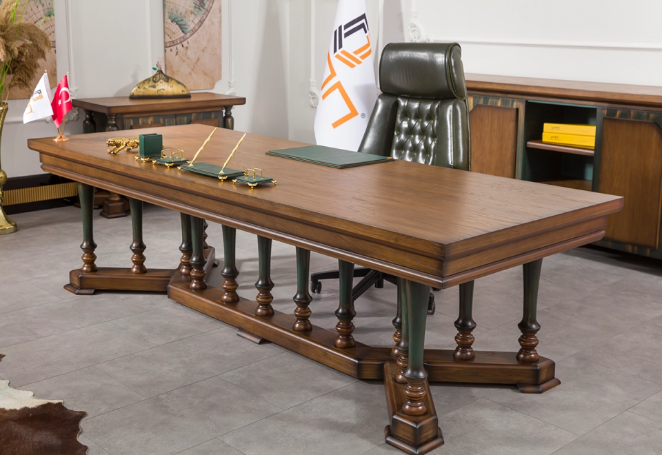 Omega Yönetici Masa Takımı