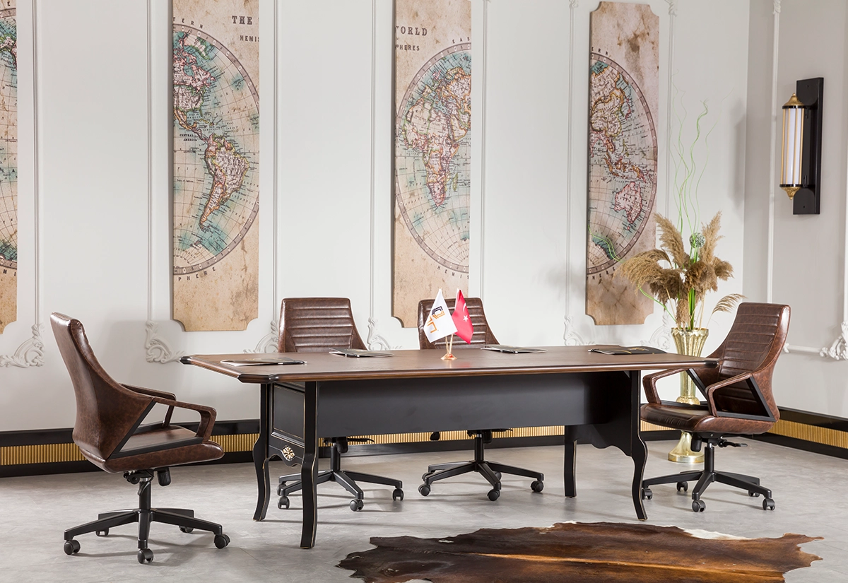 Nuss Toplantı Masası