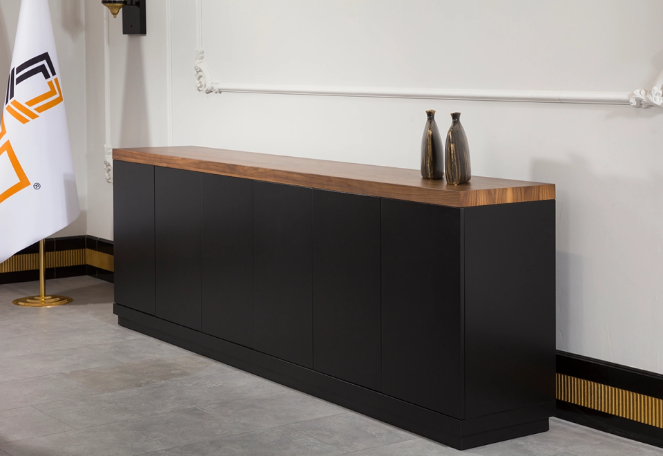 Branca Yönetici Masa Takımı