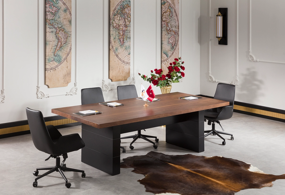 Branca Toplantı Masası