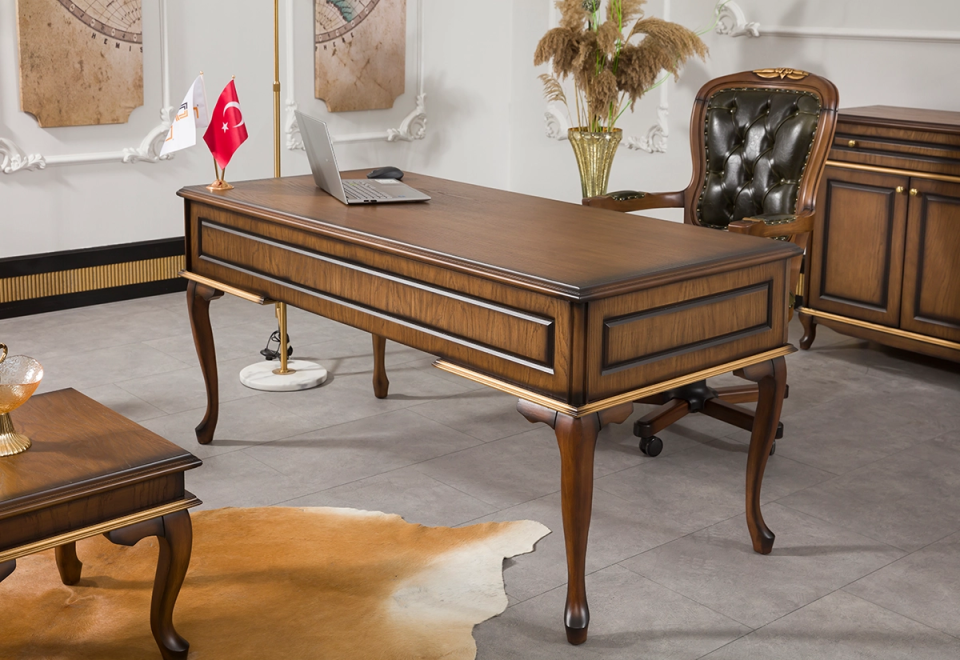 Antiq Yönetici Masa Takımı