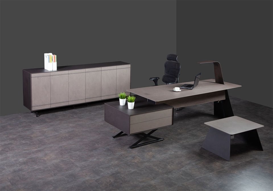 Rodrigo Yönetici Masası