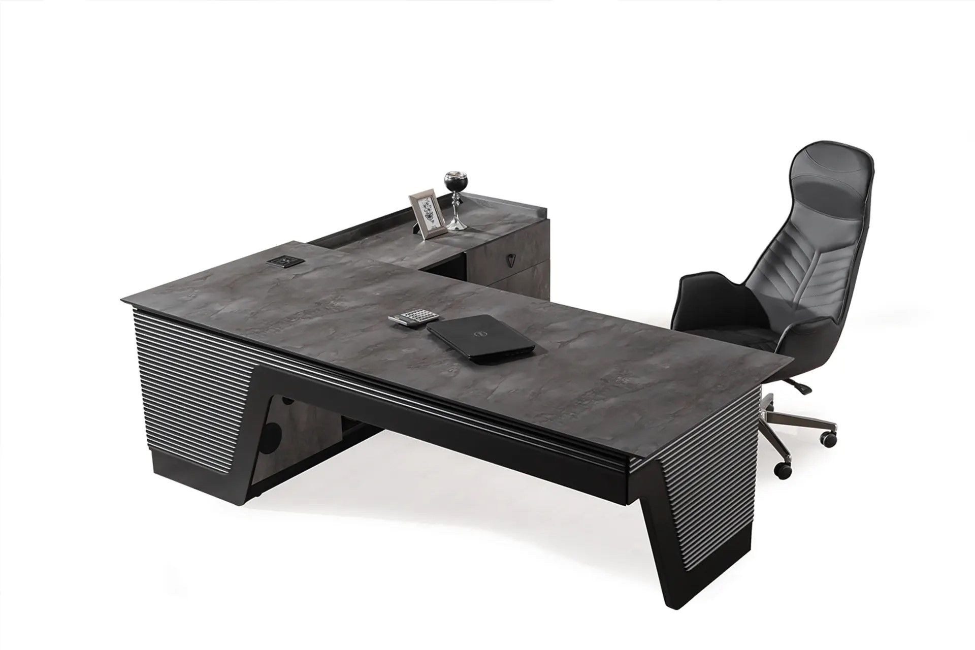 ALFA IRONY MAKAM MASASI