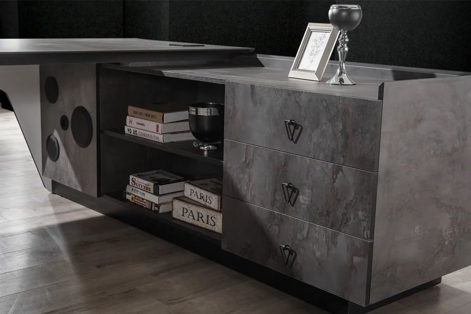 ALFA IRONY MAKAM MASASI