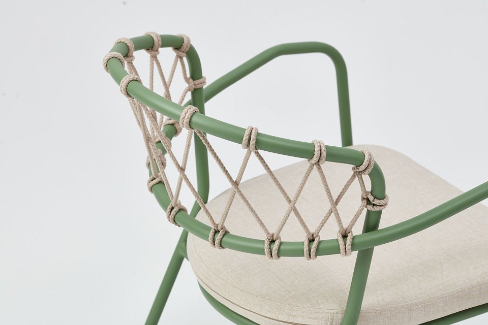 ESSO KOLLU SANDALYE MİNDERLİ