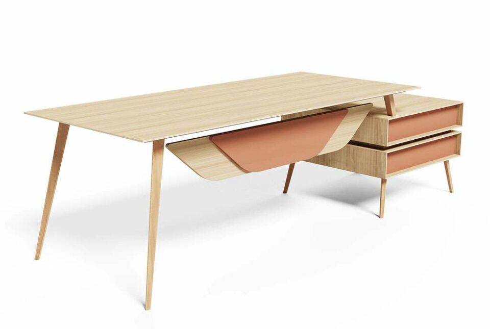 TORENNA-E YÖNETİCİ MASA TAKIMI