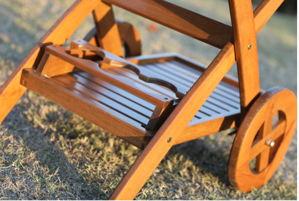 AHŞAP SERVİS ARABASI