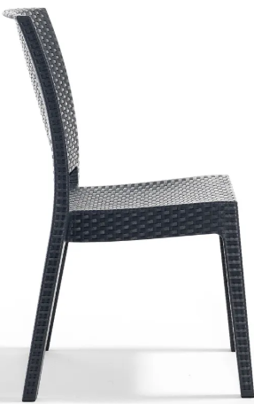 Nice Rattan Sandalye